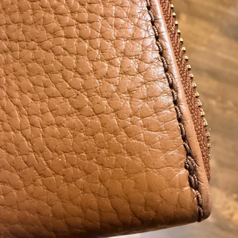 FOSSIL Pebbled Leather Large Zip Around Brown Wallet With Tassel Women’s - Picture 10 of 16